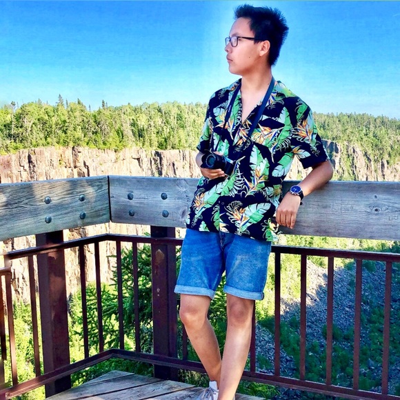 Meet your Posher, Lennox - Picture 1 of 1